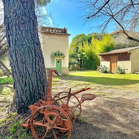 Appartamento écrin De Nature , Centre-ville Et Campagne, 2 Chambres, Grand Jardin, En Provence Verte